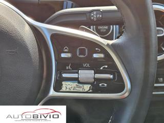 MERCEDES-BENZ GLA 200 usata, con Touch screen