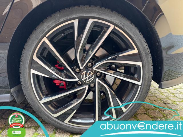 VOLKSWAGEN Golf usata, con Sedili sportivi