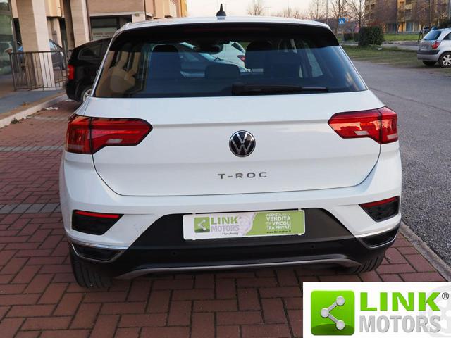 VOLKSWAGEN T-Roc usata, con Autoradio