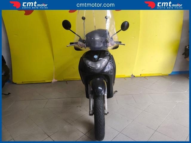PIAGGIO Liberty 200 usata 1