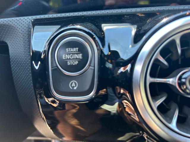 MERCEDES-BENZ CLA 200 usata 22