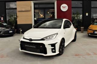 TOYOTA Yaris usata, con Airbag