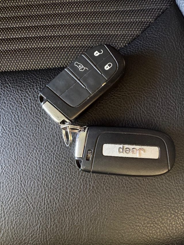 JEEP Compass usata, con Luci diurne