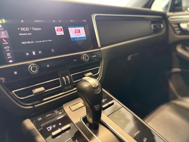 PORSCHE Macan usata, con Sedile posteriore sdoppiato