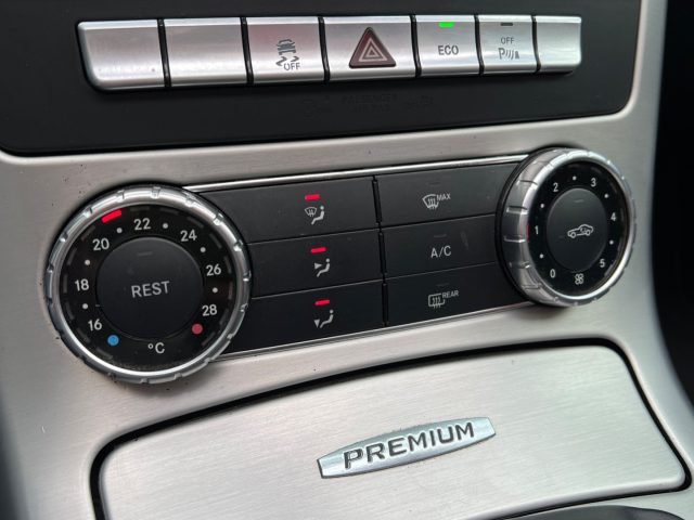 MERCEDES-BENZ SLK 200 usata, con Park Distance Control