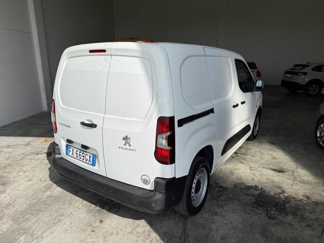PEUGEOT Partner usata, con Autoradio