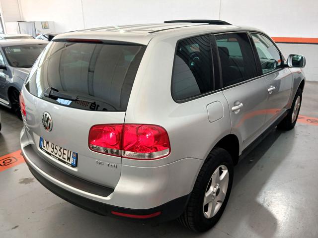 VOLKSWAGEN Touareg usata, con Airbag laterali