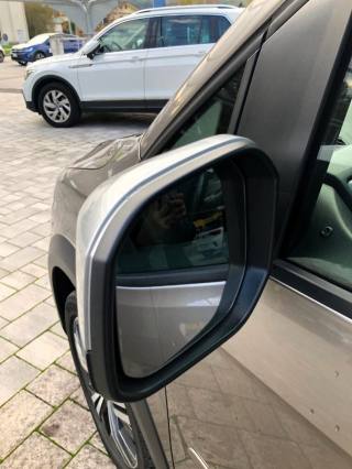 VOLKSWAGEN Caddy usata, con Apple CarPlay