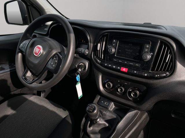 FIAT Doblo usata, con Autoradio digitale
