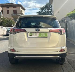 TOYOTA RAV 4 usata, con Volante multifunzione