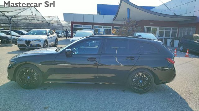 BMW 330 usata, con Alzacristalli elettrici