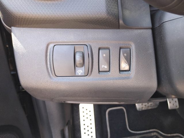 RENAULT Clio usata, con Servosterzo