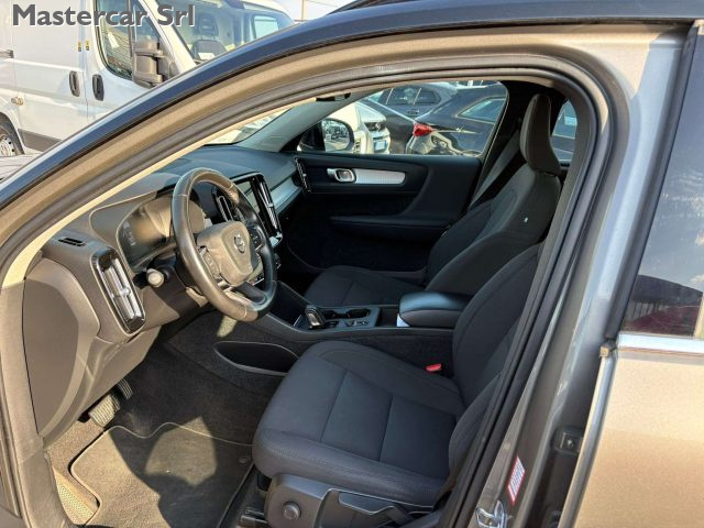 VOLVO XC40 usata, con Climatizzatore