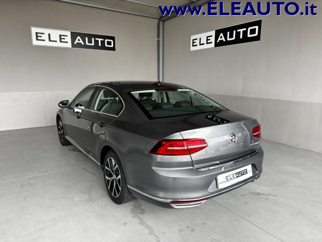 VOLKSWAGEN Passat usata, con Airbag Passeggero