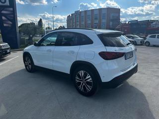 MERCEDES-BENZ GLA 200 usata, con Autoradio
