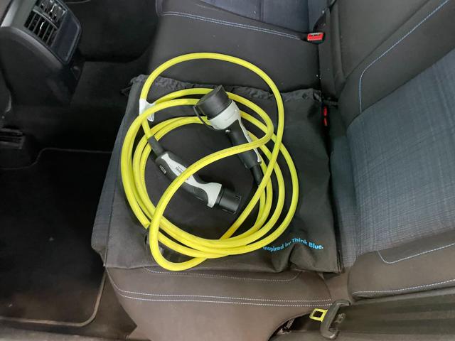 VOLKSWAGEN Passat Variant usata, con USB
