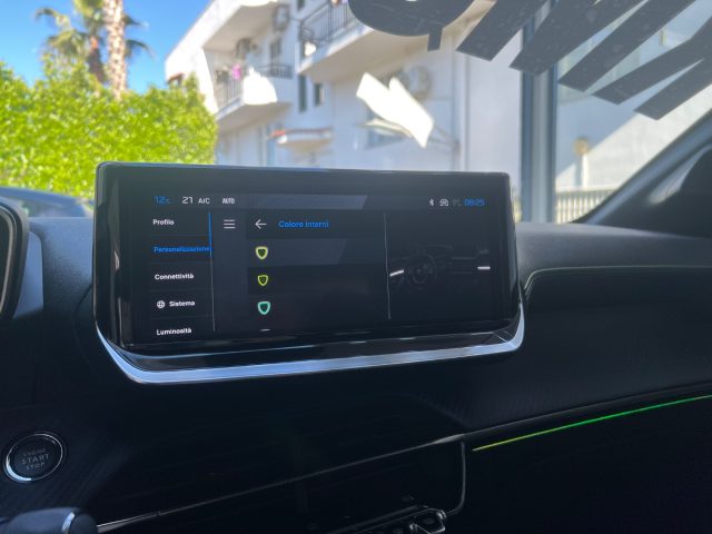 PEUGEOT 208 usata, con Sensore di luce