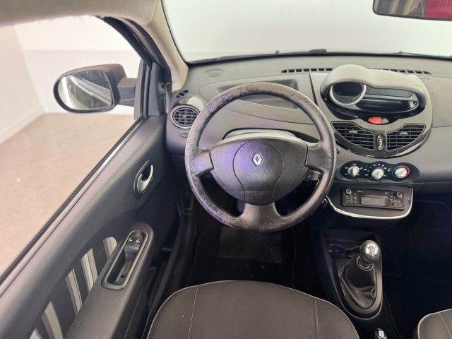 RENAULT Twingo usata 11
