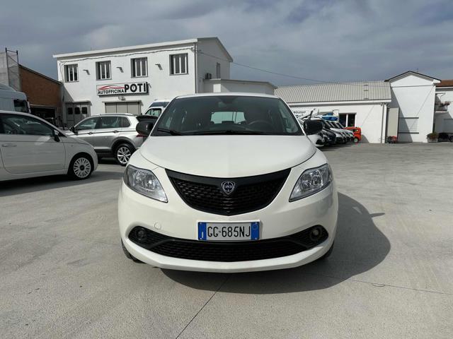 LANCIA Ypsilon usata, con Airbag