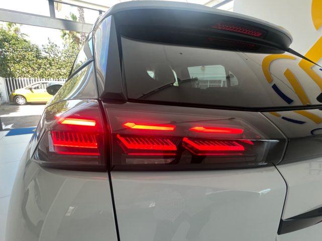 PEUGEOT 2008 usata, con Controllo trazione