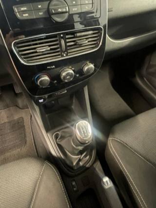 RENAULT Clio usata, con USB