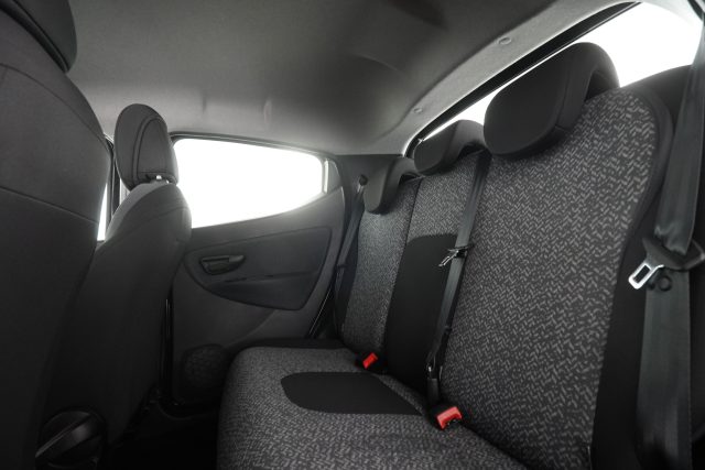 LANCIA Ypsilon usata 9