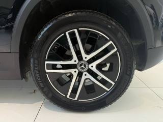 MERCEDES-BENZ GLA 200 usata, con Airbag testa