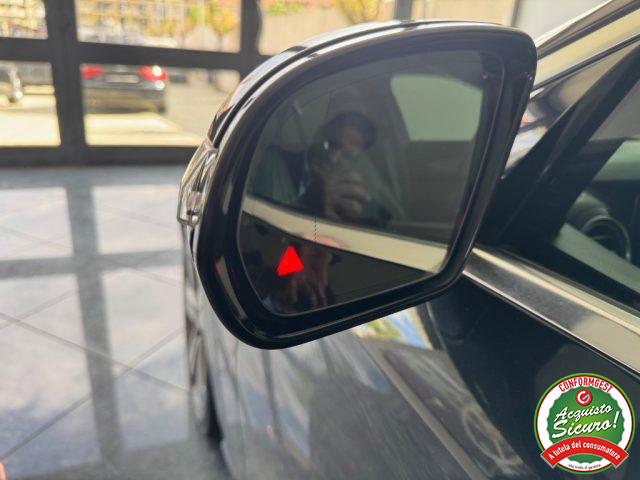 MERCEDES-BENZ E 200 usata, con Cronologia tagliandi