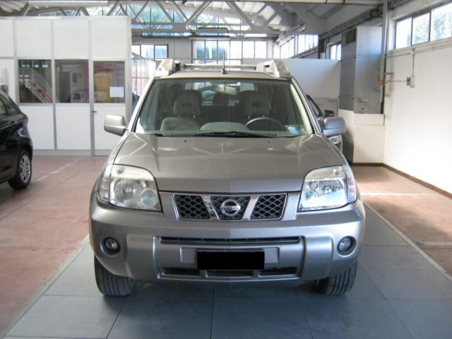 NISSAN X-Trail usata, con Airbag
