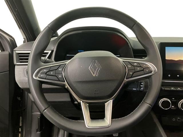 RENAULT Clio usata, con Sensori di parcheggio posteriori
