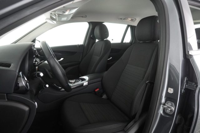 MERCEDES-BENZ GLC 220 usata 8