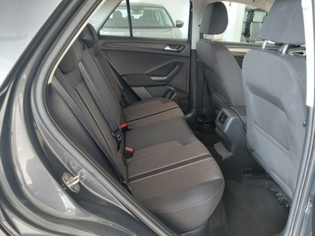 VOLKSWAGEN T-Roc usata, con Autoradio digitale