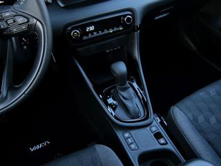 TOYOTA Yaris usata, con Telecamera per parcheggio assistito