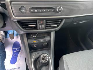 FORD Tourneo Courier usata, con Autoradio