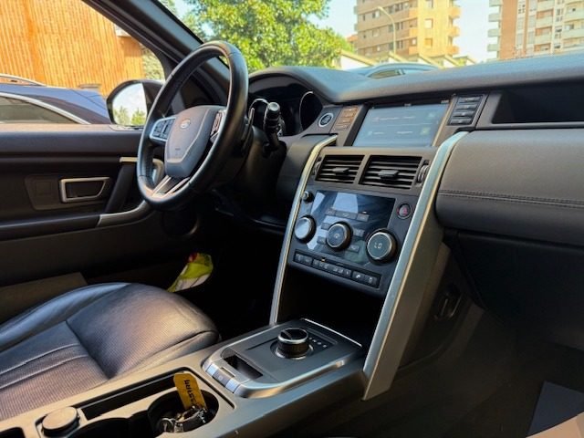 LAND ROVER Discovery Sport usata, con Cruise Control