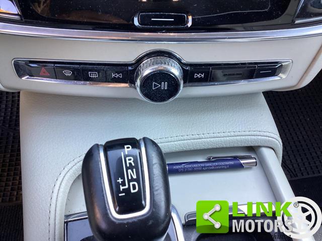 VOLVO V90 Cross Country usata, con Park Distance Control