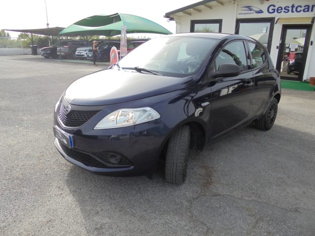 LANCIA Ypsilon usata, con Controllo trazione