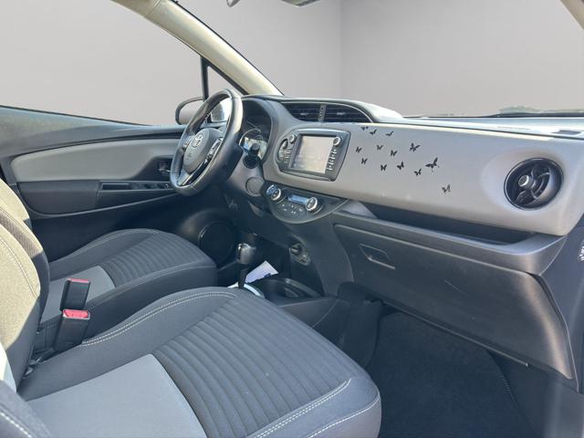 TOYOTA Yaris usata, con Servosterzo