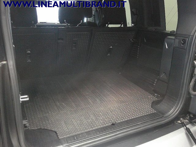 LAND ROVER Defender usata, con Alzacristalli elettrici