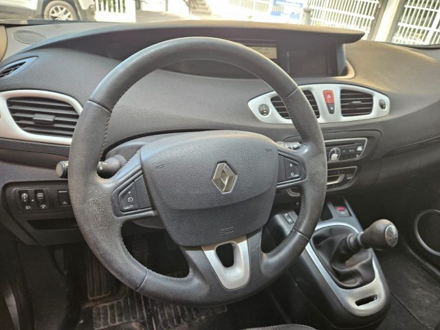 RENAULT Scenic usata, con Cronologia tagliandi