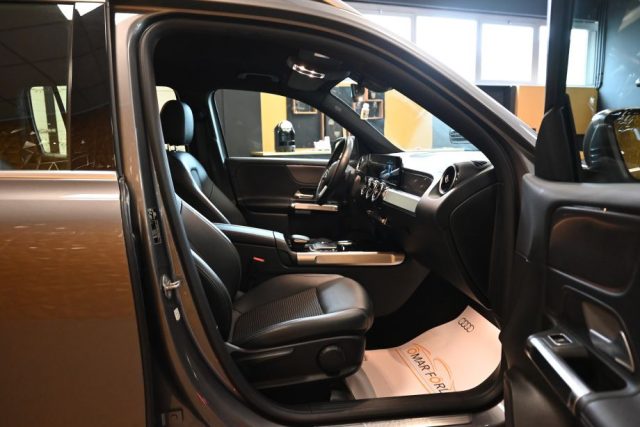 MERCEDES-BENZ GLB 180 usata 9