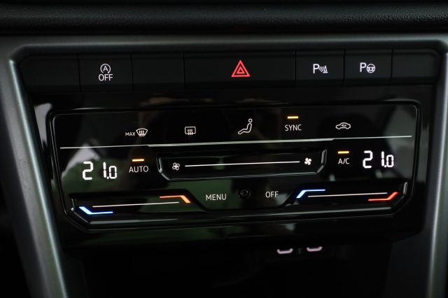 VOLKSWAGEN T-Roc usata 12