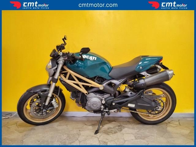 DUCATI Monster 696 usata 1
