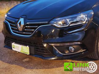 RENAULT Megane usata, con Specchietti laterali elettrici