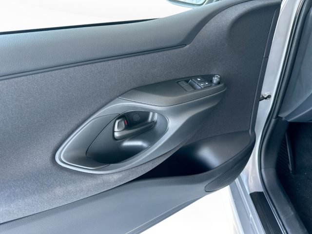 MAZDA 2 usata, con Telecamera per parcheggio assistito