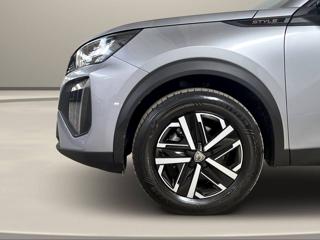 PEUGEOT 2008 usata, con Fari direzionali