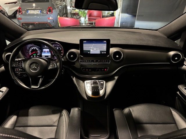 MERCEDES-BENZ V 250 usata, con Sedili riscaldati