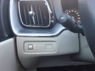 VOLVO XC60 usata, con Volante in pelle