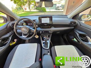 TOYOTA Yaris usata, con Alzacristalli elettrici