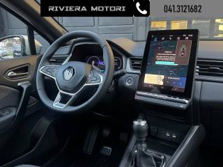 RENAULT Captur usata, con Autoradio